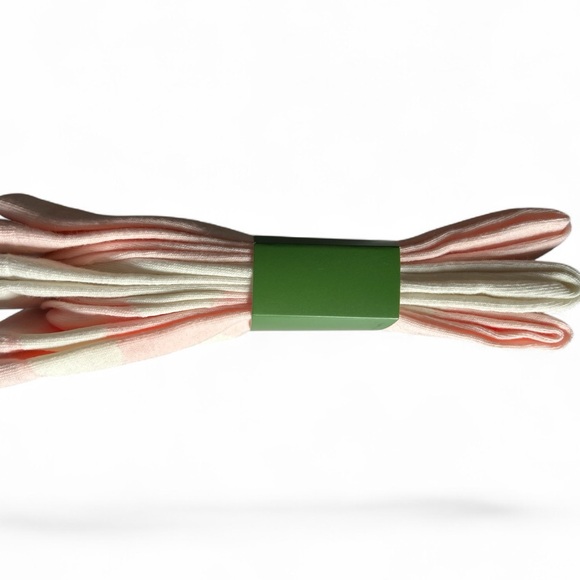 Kate Spade ♠️ New York Crew Socks. 3Pack Set OS
(Sz 4-10)
NWT - Picture 3 of 3